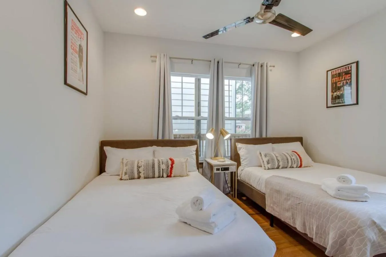 Semesterbostad Beautiful Luxury Downtown Home Private Roofdeck Nashville