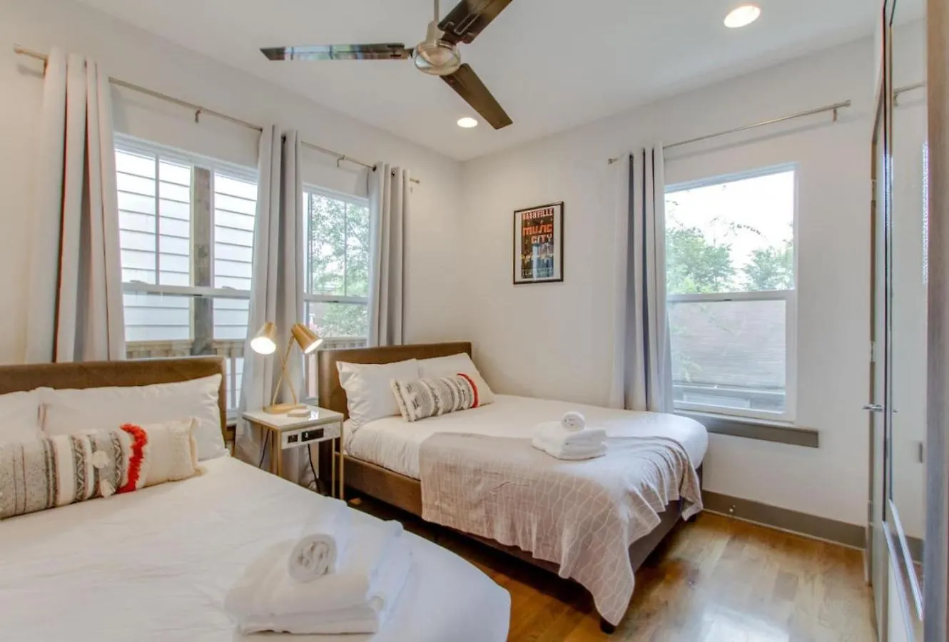 Semesterbostad Beautiful Luxury Downtown Home Private Roofdeck Nashville USA
