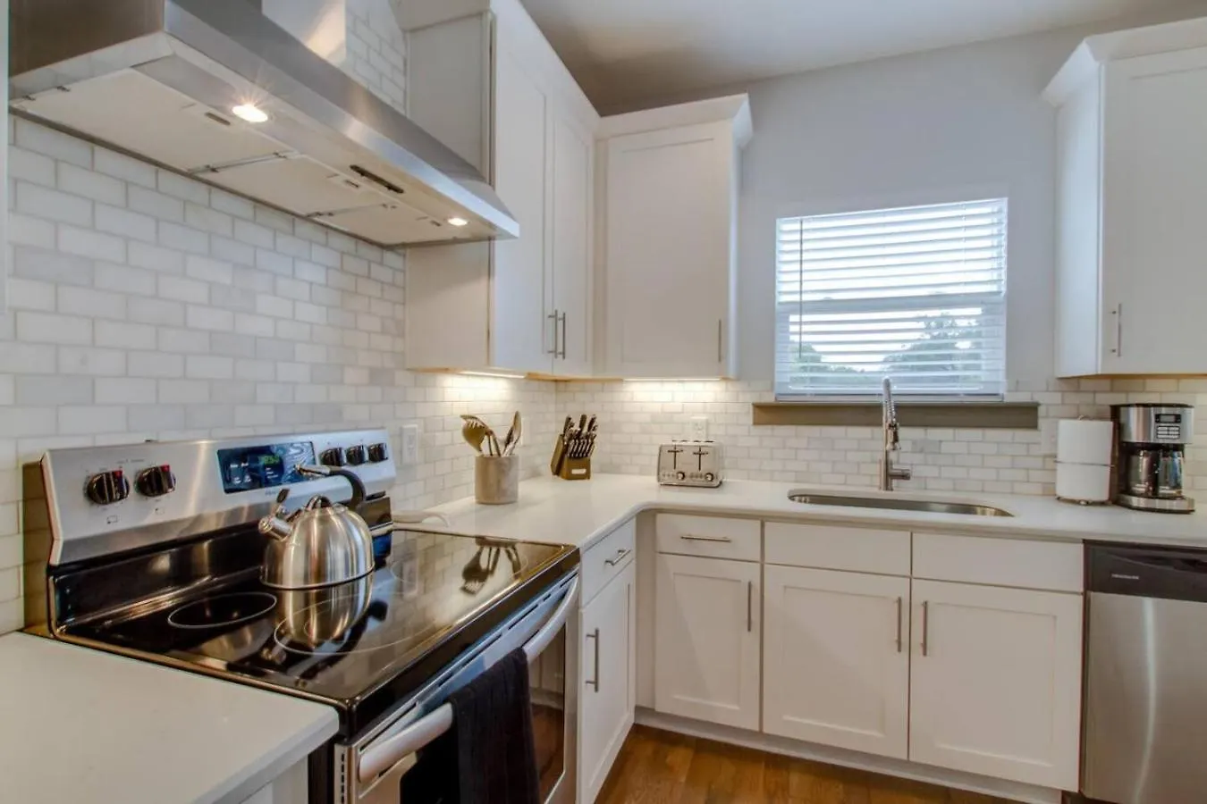 Semesterbostad Beautiful Luxury Downtown Home Private Roofdeck Nashville USA