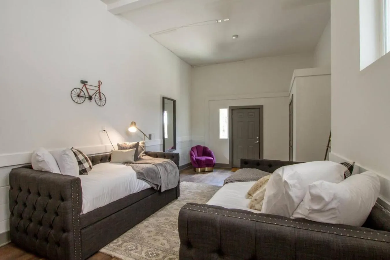 Semesterbostad Beautiful Luxury Downtown Home Private Roofdeck Nashville